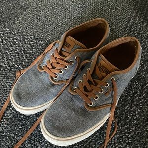 Men’s Blue & Brown Vans